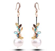 OL氣質耳墜 職場女性的優雅魅力與珠寶首飾批發市場洞察